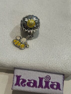 NEW Retired Daisy Bee Charm with Dangle - Sterling Silver and Yellow